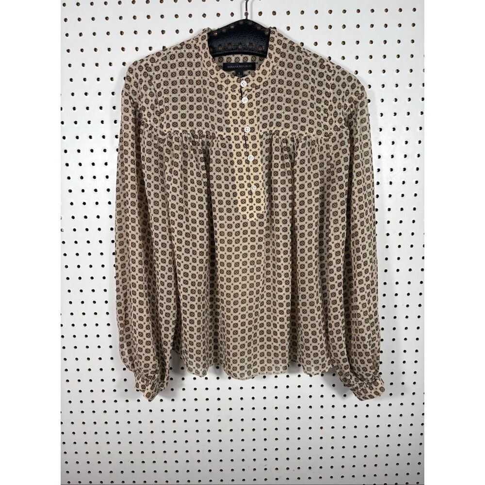 Banana Republic printed blouse size S